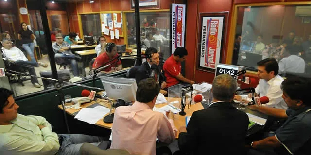 Rádio Jornal 780 AM 90,3 FM